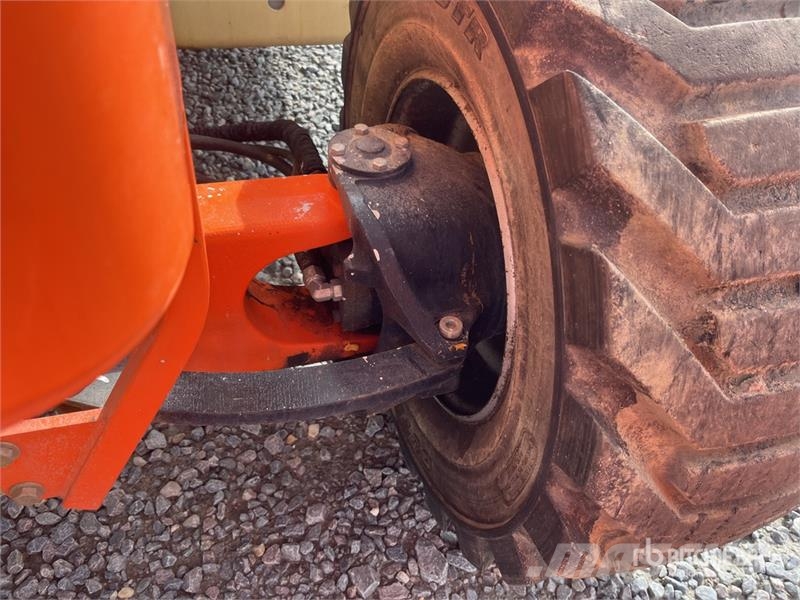 JLG 4394 RT 4x4 Diesel Scissor Lift Šķerveida pacēlāji