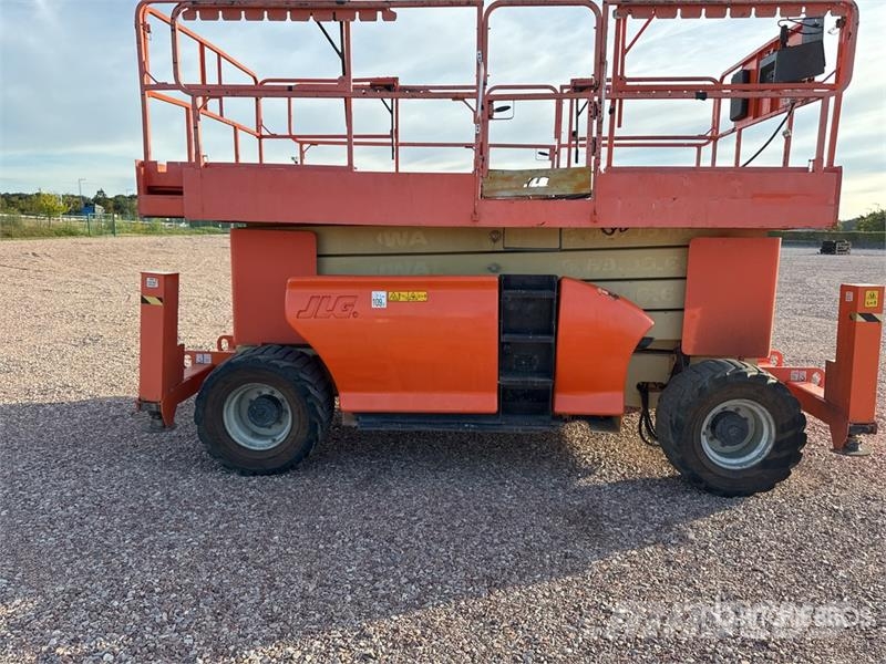 JLG 4394 RT 4x4 Diesel Nacelle Ciseau Scissor Lift Elevadores de tesoura