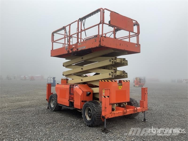 JLG 4394 RT 4x4 Diesel Scissor Lift Scissor lifts
