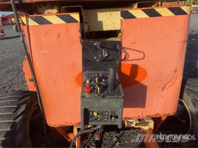 JLG 4394RT 4x4 Diesel Scissor Lift Scissor lifts