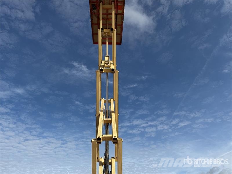JLG 4394RT 4x4 Diesel Nacelle Ciseau Scissor Lift Scissor lifts