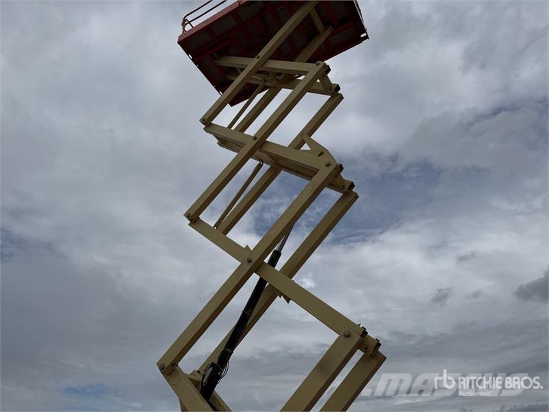 JLG 4394RT 4x4 Diesel Nacelle Ciseau Scissor Lift 剪叉式升降机