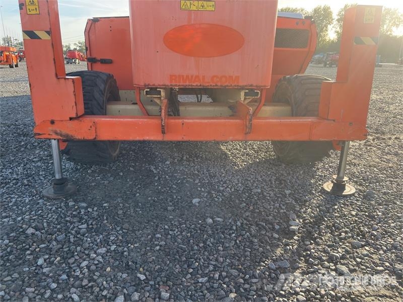JLG 4394RT 4x4 Diesel Scissor Lift Scissor lifts