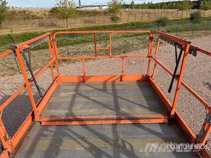JLG 4394RT 4x4 Diesel Nacelle Ciseau Scissor Lift Scissor lifts