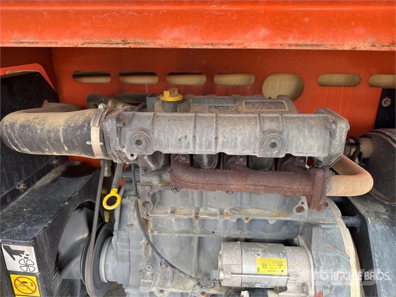 JLG 4394RT 4x4 Diesel Nacelle Ciseau Scissor Lift 剪叉式升降机