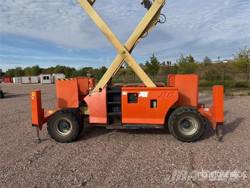 JLG 4394RT 4x4 Diesel Nacelle Ciseau Scissor Lift Scissor lifts