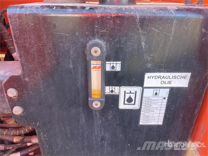 JLG 4394RT 4x4 Diesel Scissor Lift Scissor lifts