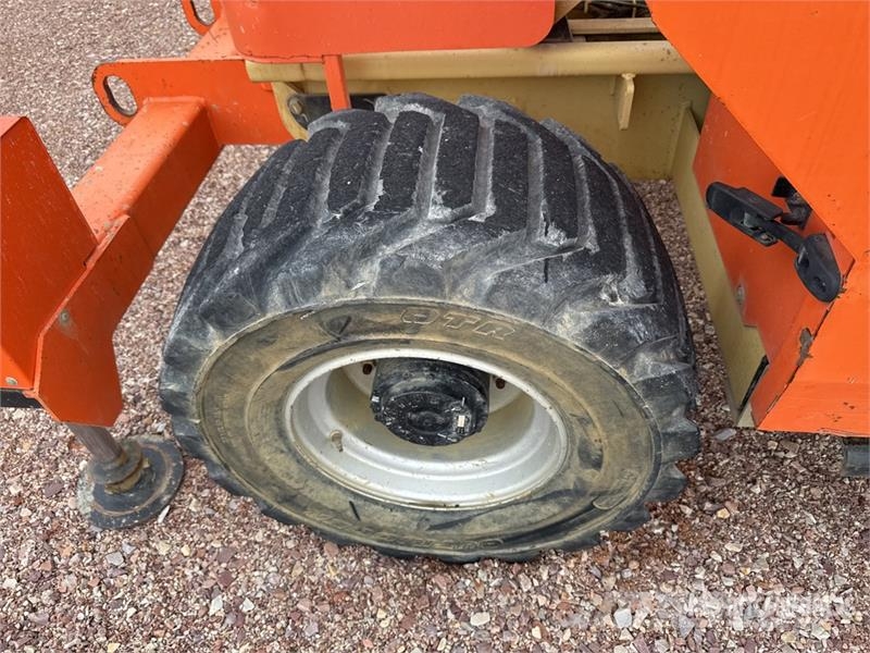 JLG 4394RT 4x4 Diesel Nacelle Ciseau Scissor Lift 剪叉式升降机