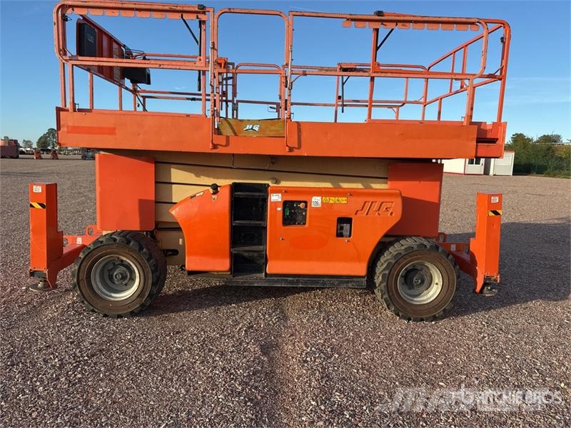 JLG 4394RT 4x4 Diesel Nacelle Ciseau Scissor Lift Scissor lifts