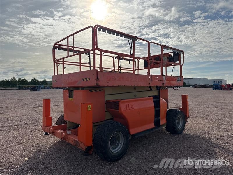 JLG 4394RT 4x4 Diesel Nacelle Ciseau Scissor Lift Scissor lifts