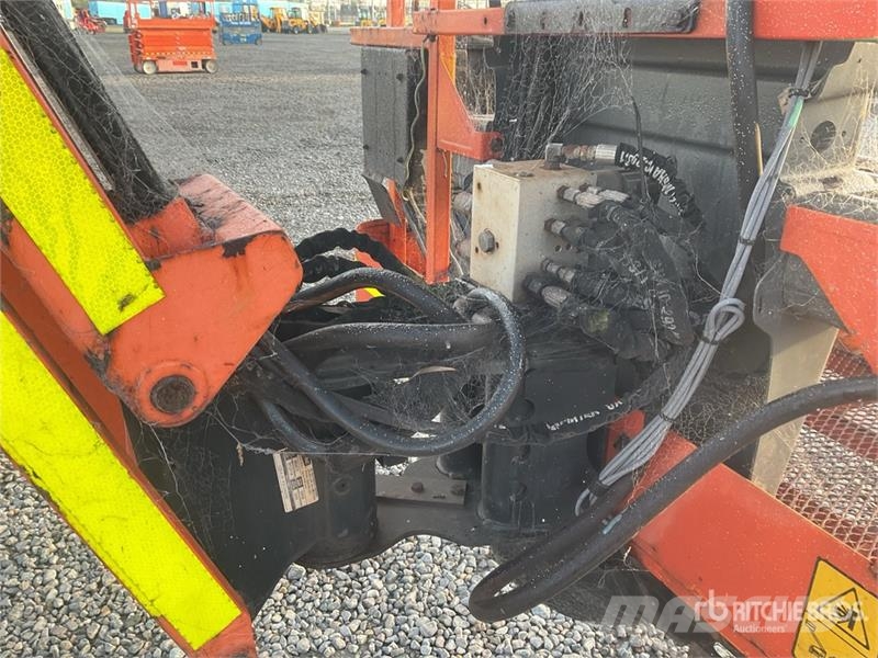 JLG 450AJ 4WD Diesel Articulating Boom Lift Knikarmhoogwerkers