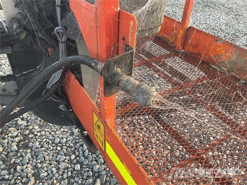 JLG 450AJ 4WD Diesel Articulating Boom Lift Knikarmhoogwerkers