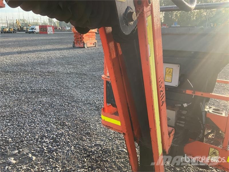 JLG 450AJ 4WD Diesel Articulating Boom Lift (Inoperabl Kuukulkijat
