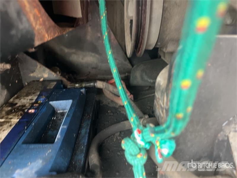 JLG 450AJ 4WD Diesel Articulating Boom Lift (Inoperabl 曲臂高空作業車