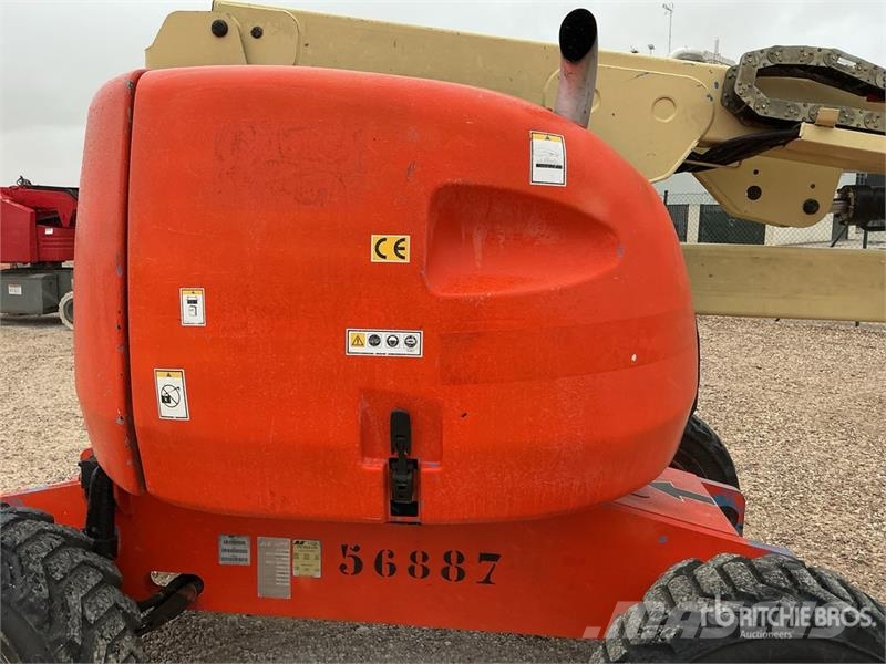 JLG 450AJ 4WD Diesel Articulating Boom Lift ブームリフト 屈伸型
