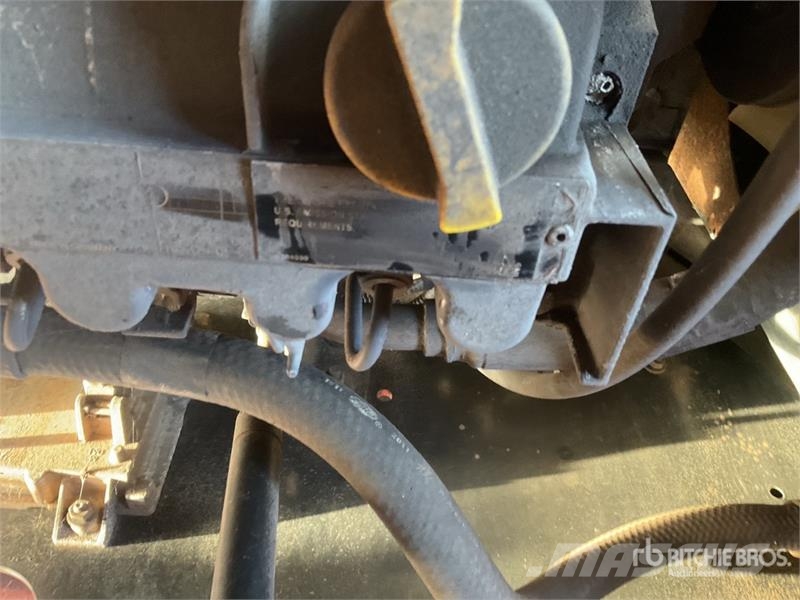 JLG 450AJ 4WD Diesel Articulating Boom Lift (Inoperabl Kuukulkijat