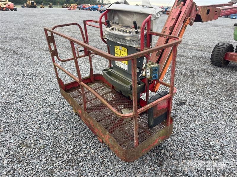 JLG 450AJ 4WD Diesel Articulating Boom Lift (Inoperabl 曲臂高空作業車