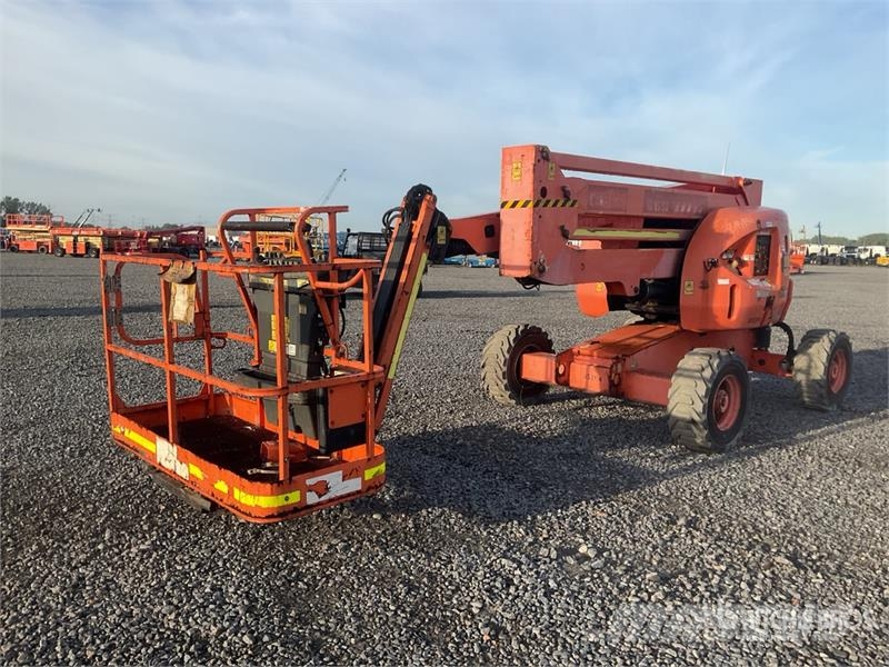JLG 450AJ 4WD Diesel Articulating Boom Lift (Inoperabl Kuukulkijat