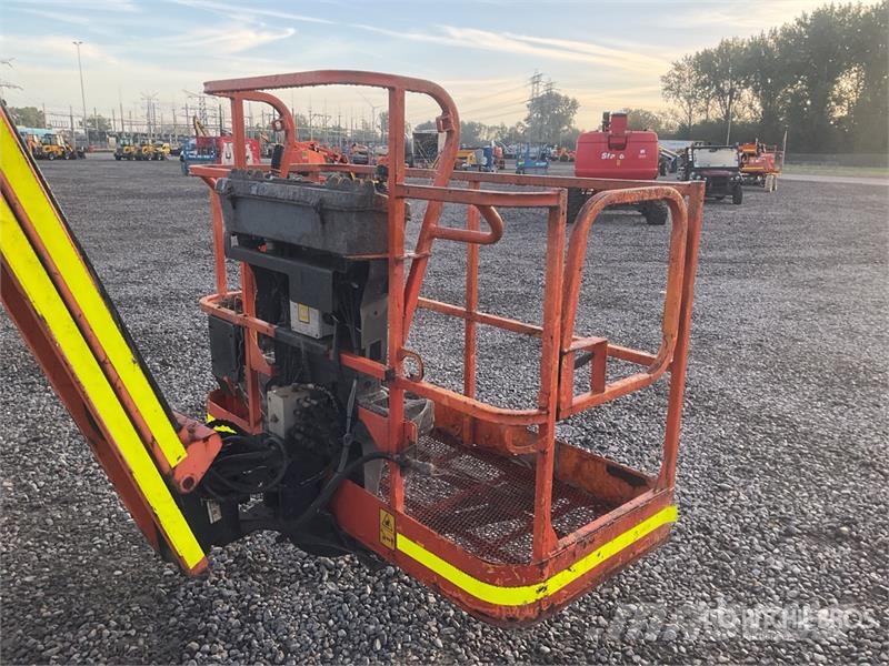 JLG 450AJ 4WD Diesel Articulating Boom Lift Knikarmhoogwerkers