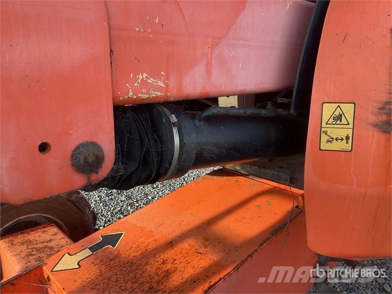 JLG 450AJ 4WD Diesel Articulating Boom Lift (Inoperabl Kuukulkijat