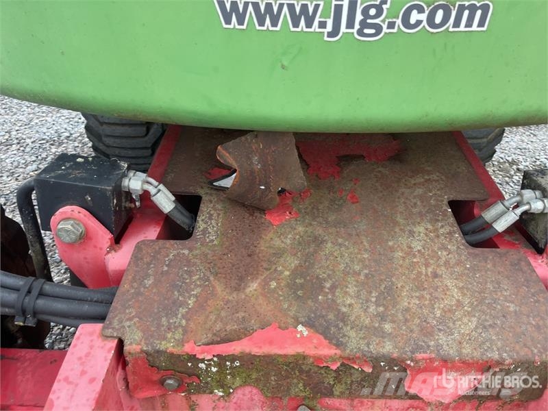JLG 450AJ 4WD Diesel Articulating Boom Lift (Inoperabl 曲臂高空作業車