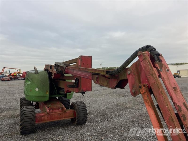 JLG 450AJ 4WD Diesel Articulating Boom Lift (Inoperabl 曲臂高空作業車