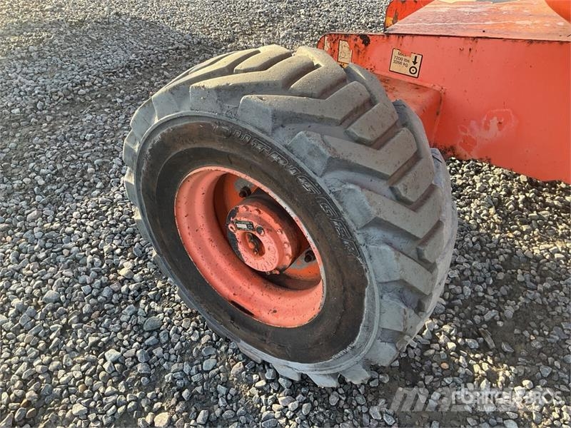 JLG 450AJ 4WD Diesel Articulating Boom Lift (Inoperabl Kuukulkijat