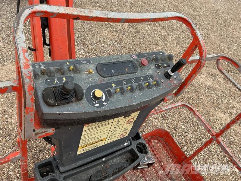 JLG 450AJ 4WD Diesel Articulating Boom Lift ブームリフト 屈伸型