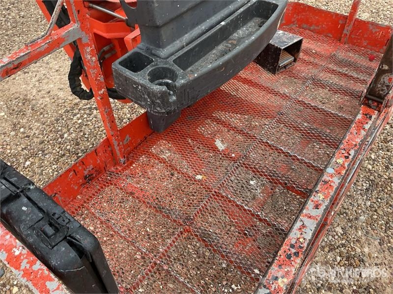 JLG 450AJ 4WD Diesel Articulating Boom Lift ブームリフト 屈伸型