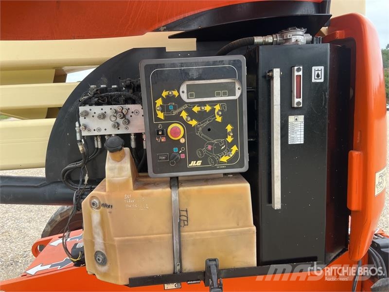 JLG 450AJ 4WD Diesel Nacelle Articulee Articulating Bo رافعات سلة مفصلية