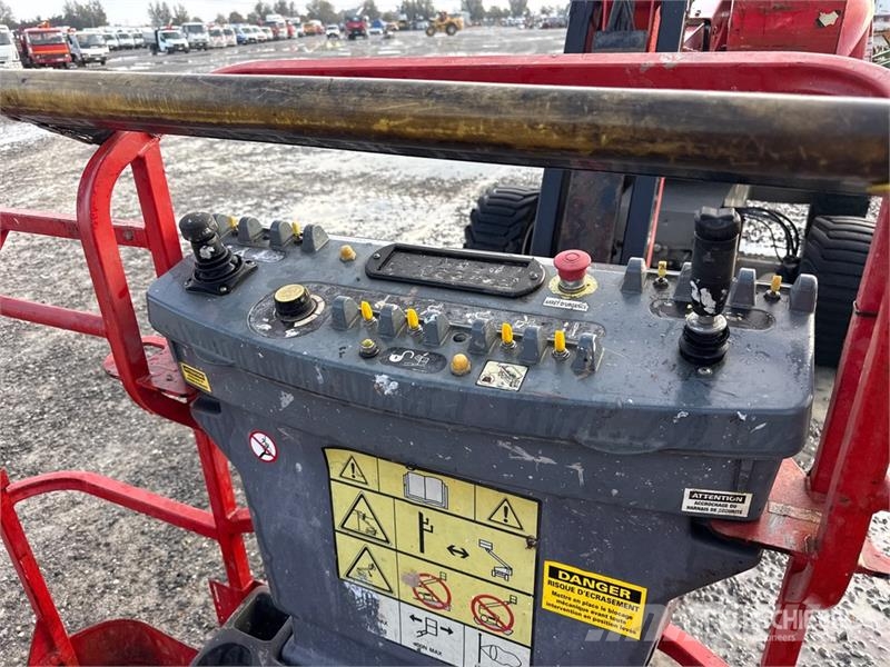 JLG 450AJ Diesel Articulating Boom Lift (Inoperable) Nacele cu brat articulat