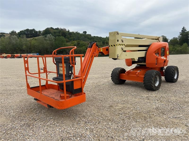 JLG 450AJ Series II 4WD Diesel Nacelle Articulee Artic Kloubové plošiny