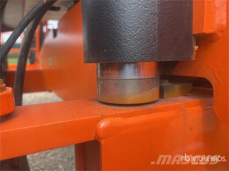 JLG 450AJ Series II 4WD Diesel Nacelle Articulee Artic Kloubové plošiny