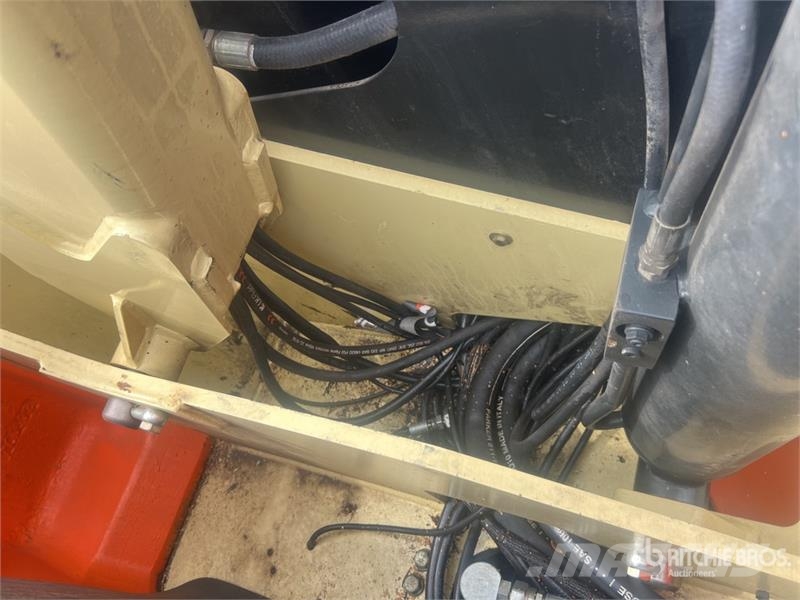 JLG 450AJ Series II 4WD Diesel Nacelle Articulee Artic Kloubové plošiny