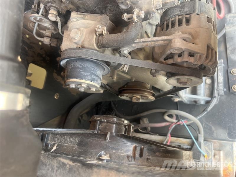 JLG 450AJ Series II 4WD Diesel Nacelle Articulee Artic Kloubové plošiny