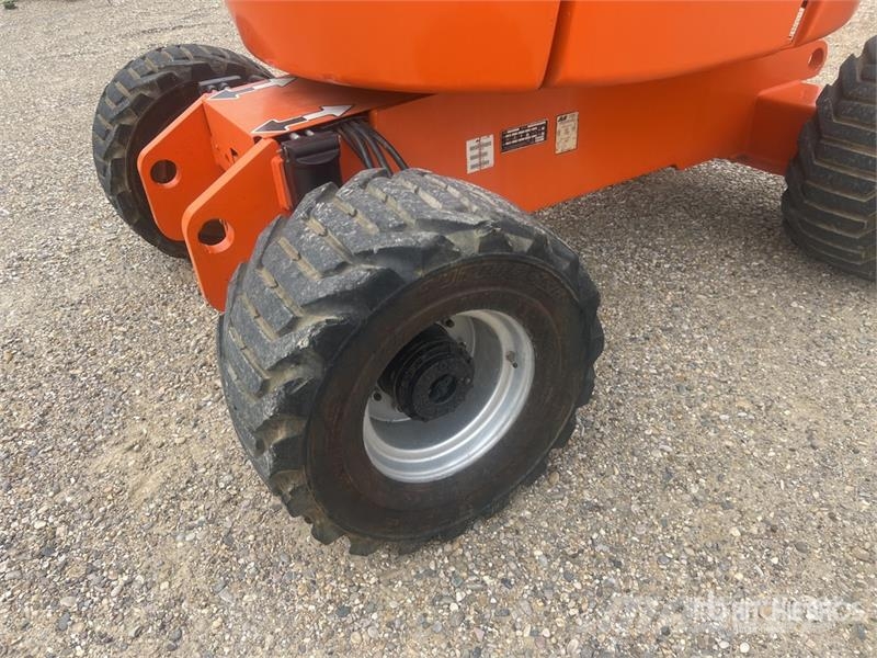 JLG 450AJ Series II 4WD Diesel Nacelle Articulee Artic Kloubové plošiny
