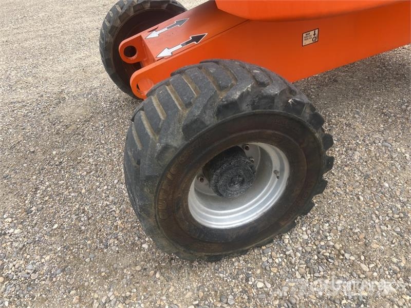 JLG 450AJ Series II 4WD Diesel Nacelle Articulee Artic Kloubové plošiny