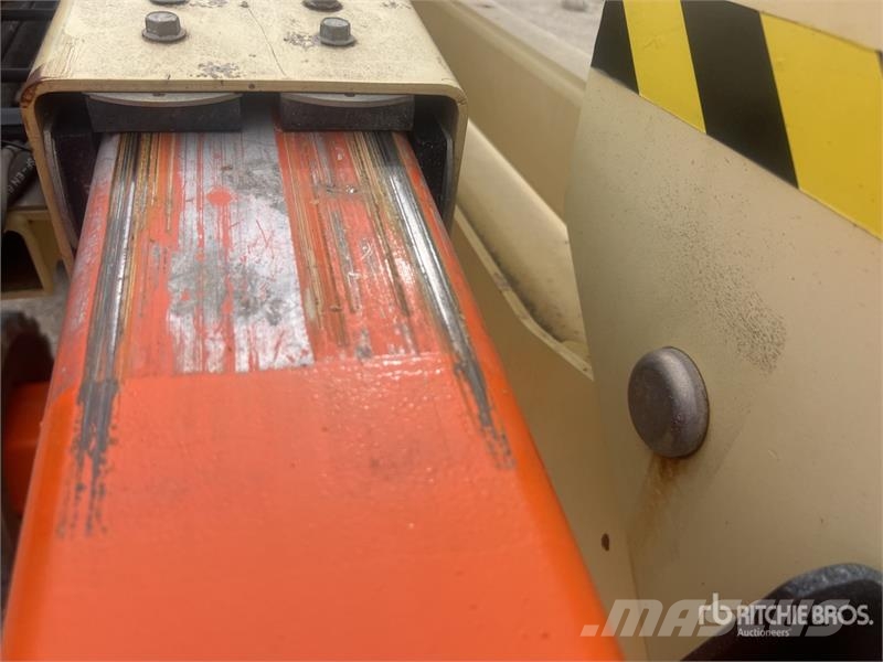 JLG 450AJ Series II 4WD Diesel Nacelle Articulee Artic Kloubové plošiny