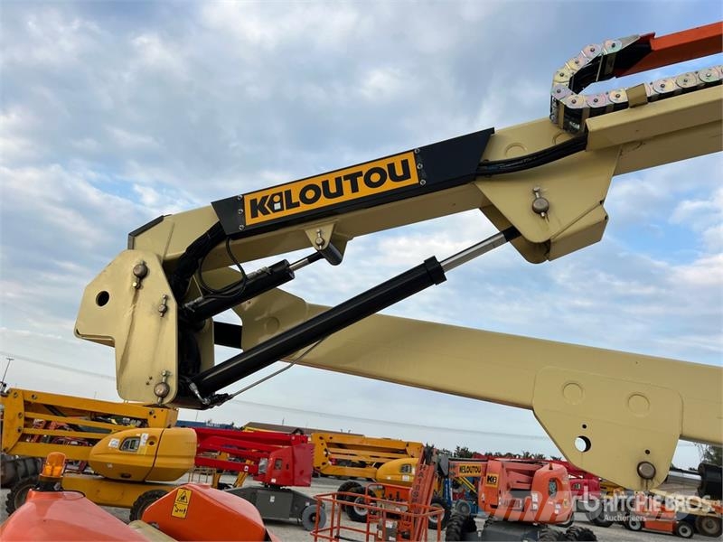 JLG 450AJ Series ll Zglobne podizne platforme