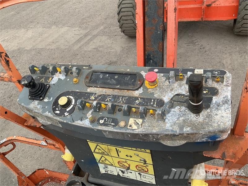 JLG 450AJ Series ll 4WD Diesel Articulating Boom Lift Iseliikuvad poomtõstukid