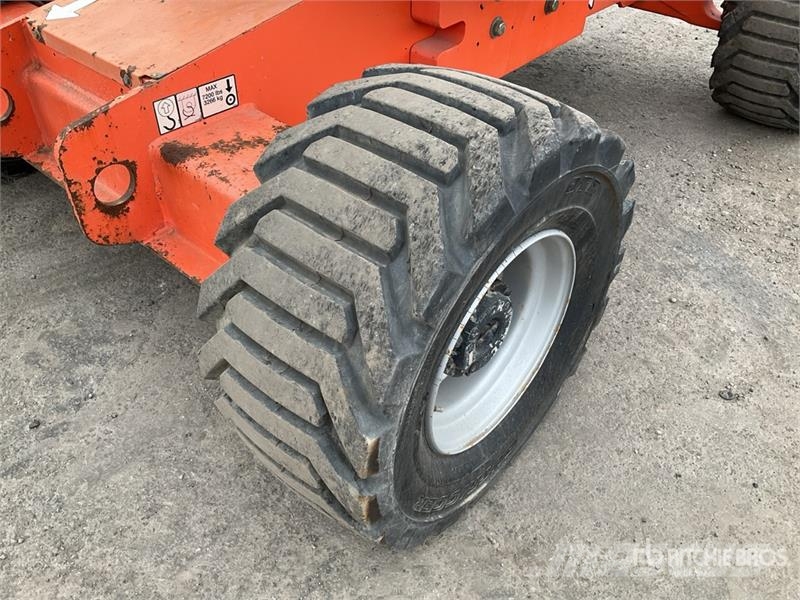 JLG 450AJ Series ll 4WD Diesel Articulating Boom Lift Iseliikuvad poomtõstukid
