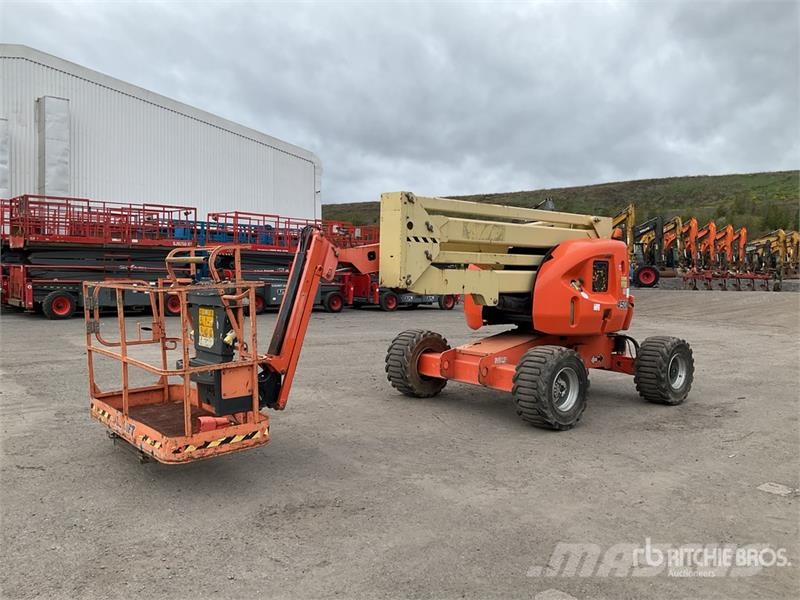 JLG 450AJ Series ll 4WD Diesel Articulating Boom Lift Strēles pacēlāji
