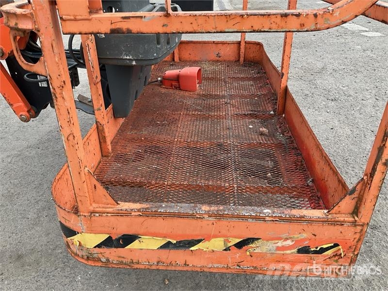 JLG 450AJ Series ll 4WD Diesel Articulating Boom Lift Strēles pacēlāji