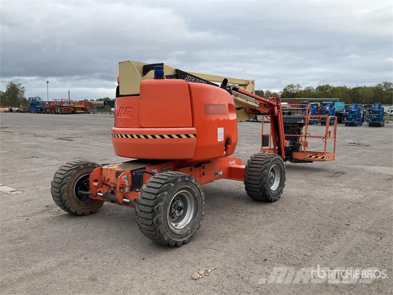 JLG 450AJ Series ll 4WD Diesel Articulating Boom Lift Strēles pacēlāji
