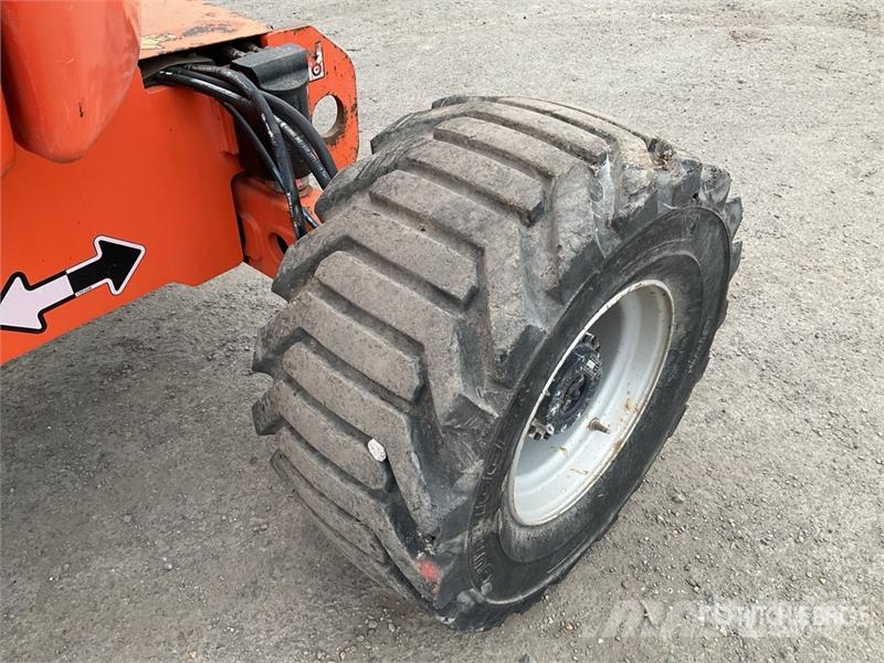 JLG 450AJ Series ll 4WD Diesel Articulating Boom Lift Iseliikuvad poomtõstukid