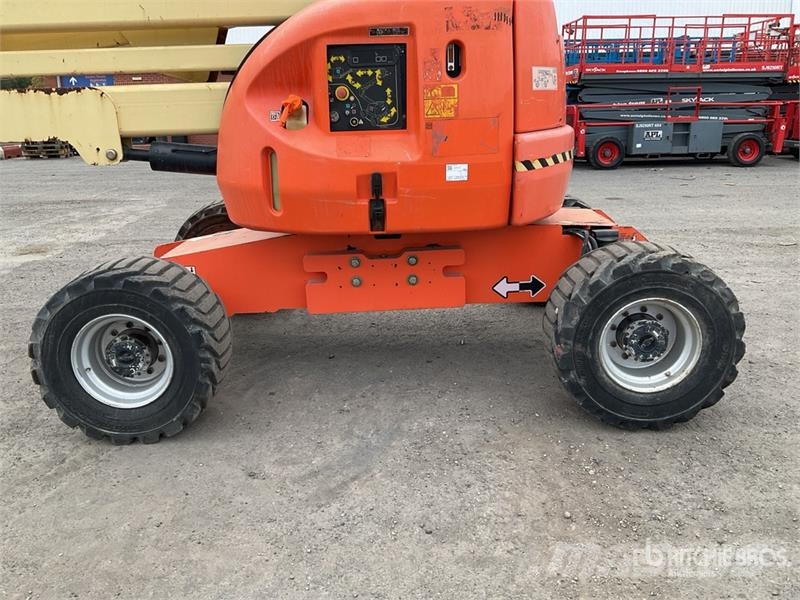 JLG 450AJ Series ll 4WD Diesel Articulating Boom Lift Iseliikuvad poomtõstukid