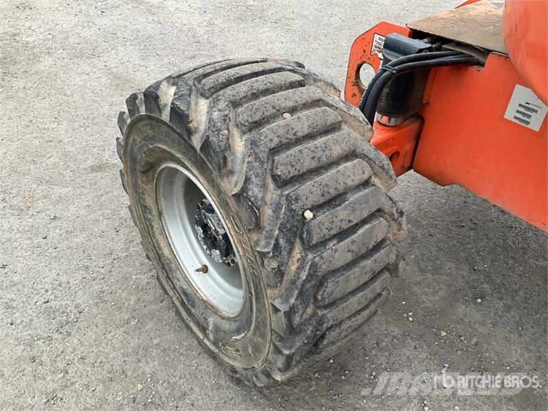 JLG 450AJ Series ll 4WD Diesel Articulating Boom Lift Strēles pacēlāji