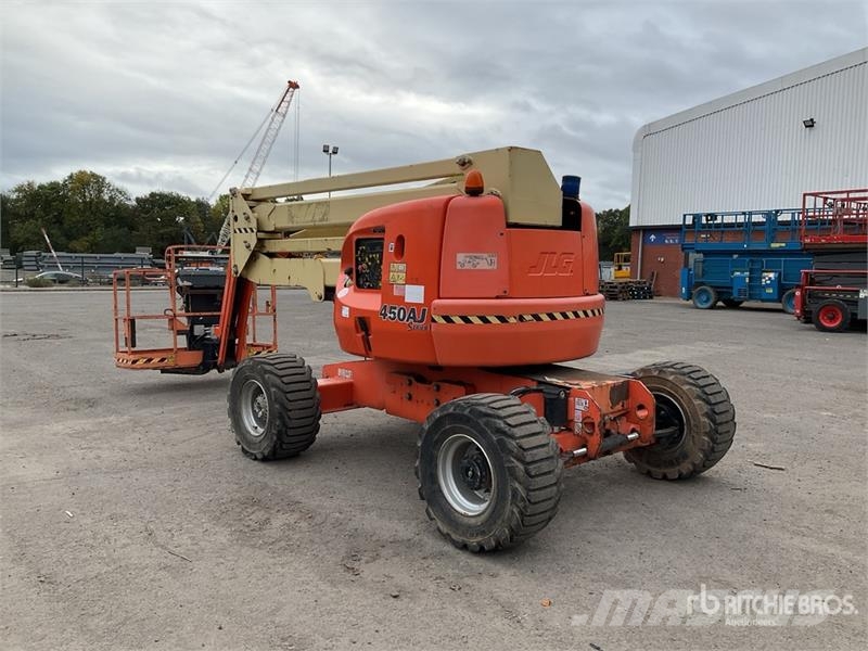 JLG 450AJ Series ll 4WD Diesel Articulating Boom Lift Strēles pacēlāji