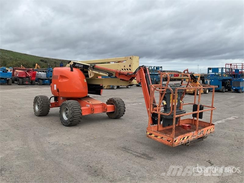 JLG 450AJ Series ll 4WD Diesel Articulating Boom Lift Strēles pacēlāji