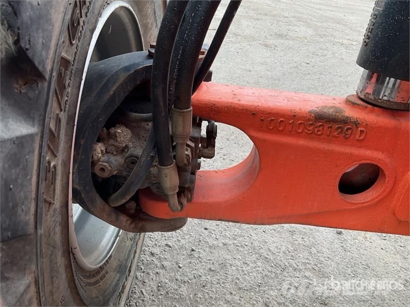 JLG 450AJ Series ll 4WD Diesel Articulating Boom Lift Iseliikuvad poomtõstukid